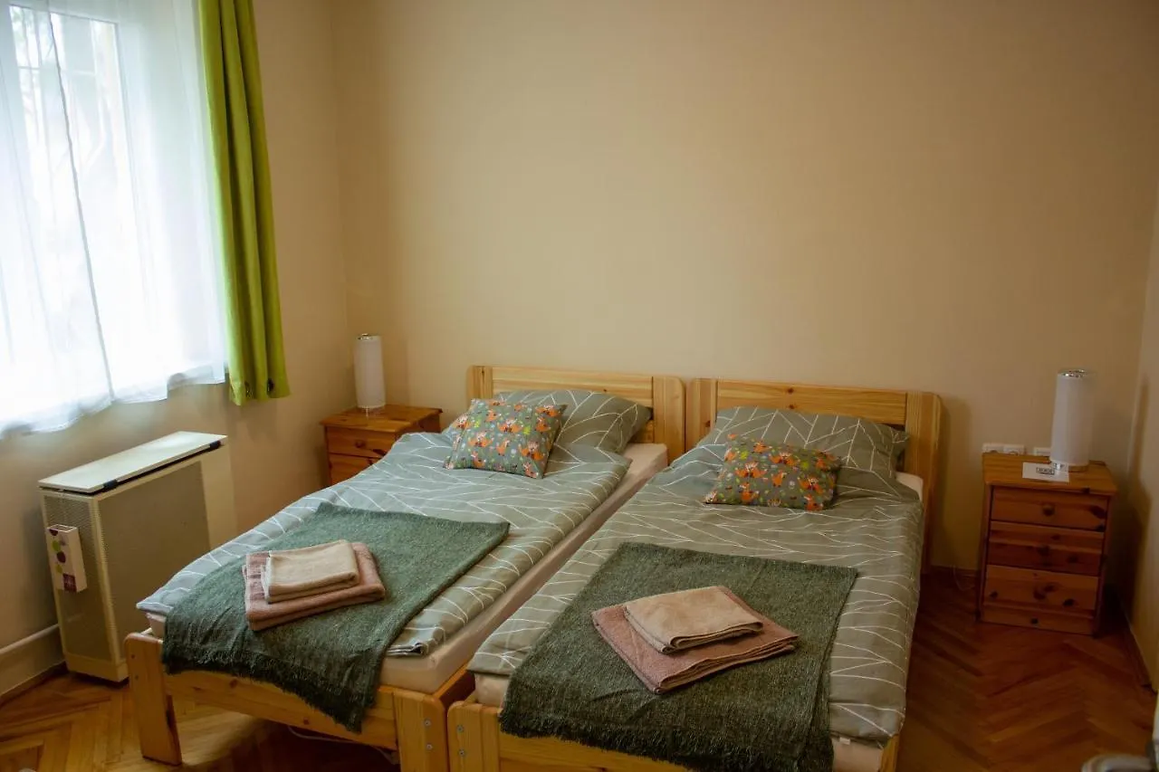 Foxy Apartman Έγκερ 0*,  Ουγγαρία