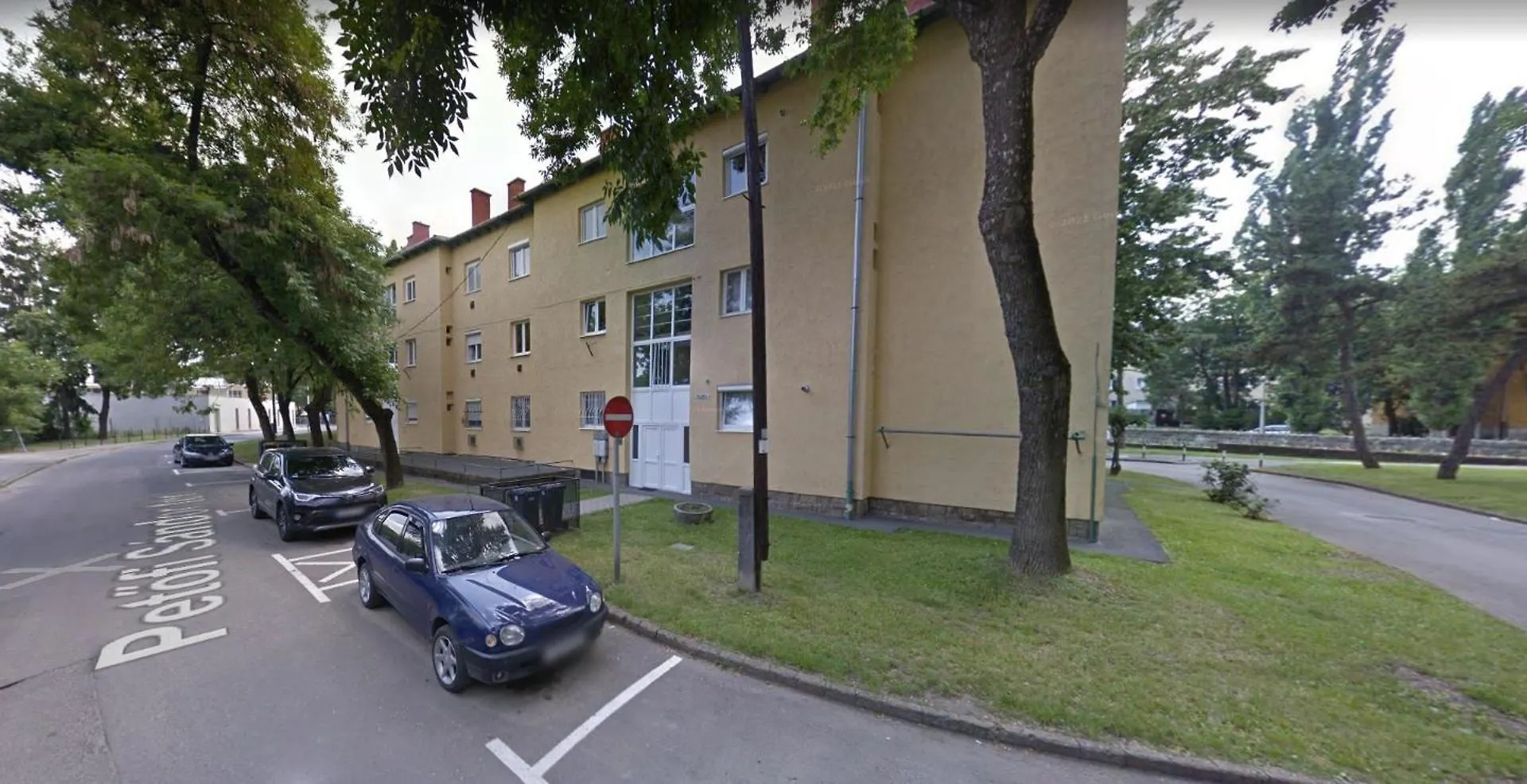 Foxy Apartman Eger Hungary